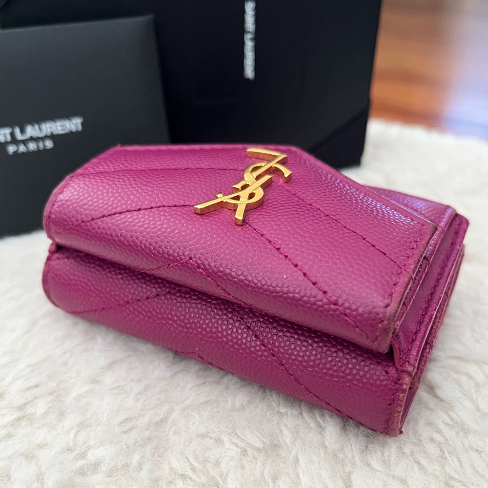 YSL Cassandra Trifold Wallet - Picture 9 of 17
